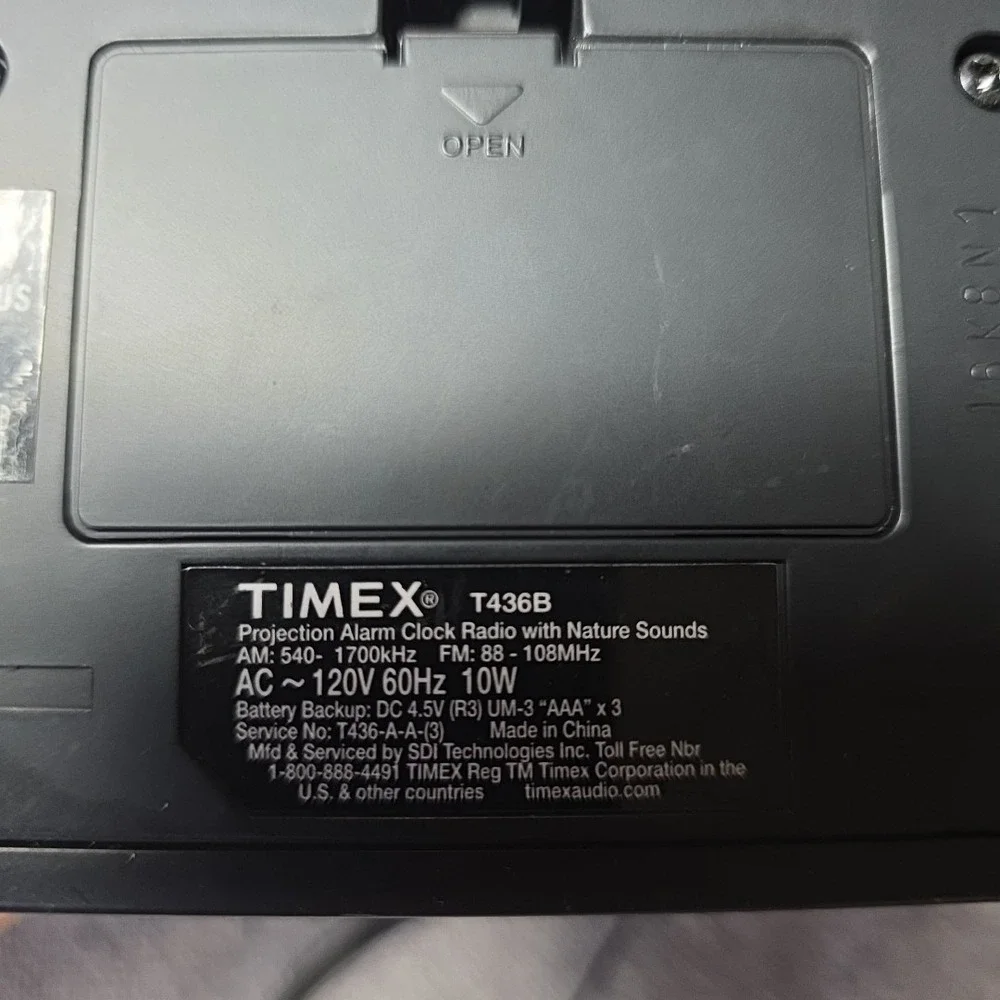 Timex T436B Indiglo Alarm Clock Nature Sounds AM/FM Radio Nightlight Works